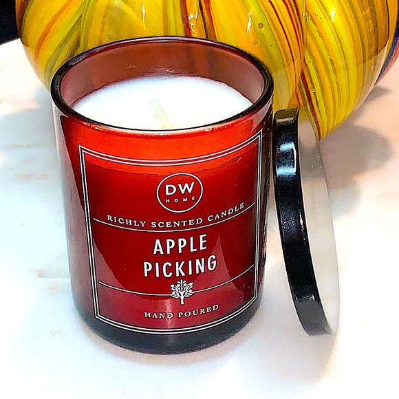 DW HOME APPLE PICKING CANDLE RICHLY SCENTED NEW MINI - Picture 2 of 4